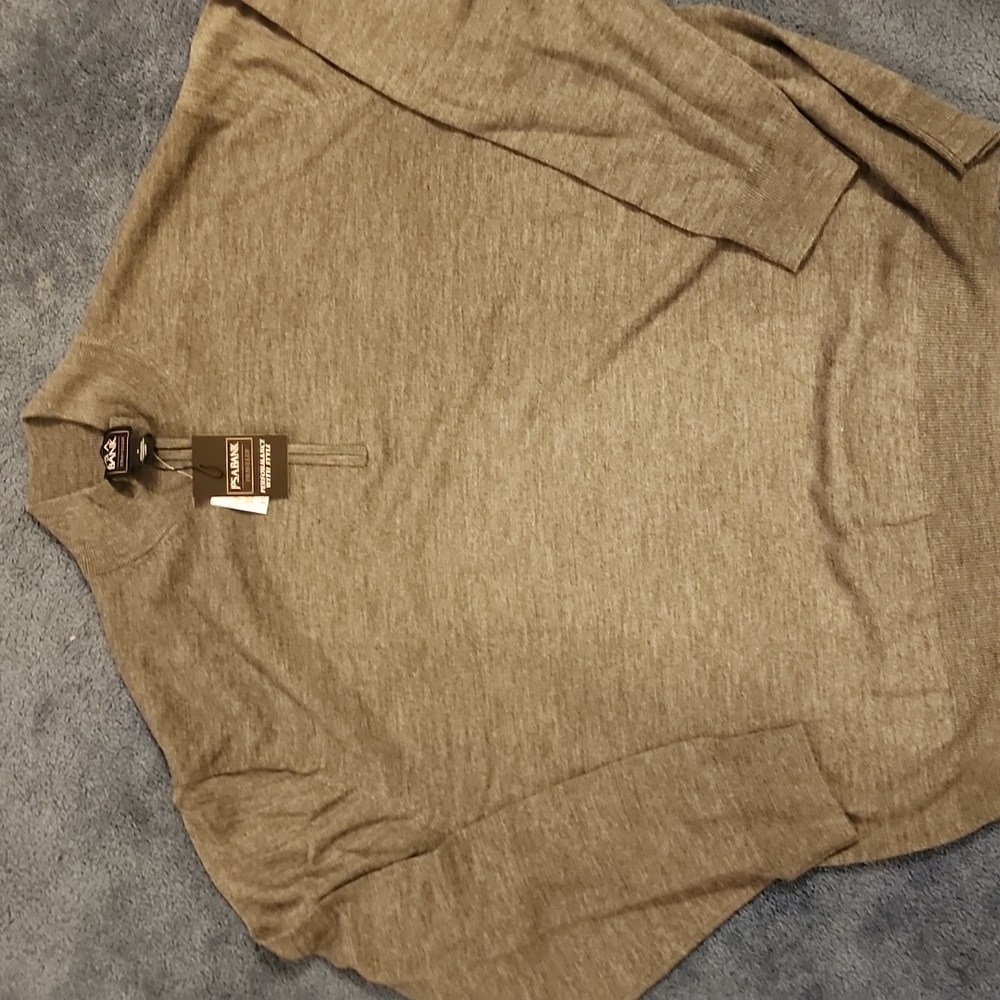 Jos A Bank Traveler zip sweater